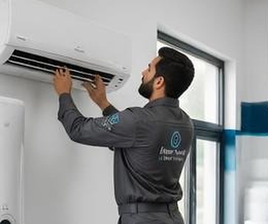 AC repair and maintenance by Intercool technician in Lahore